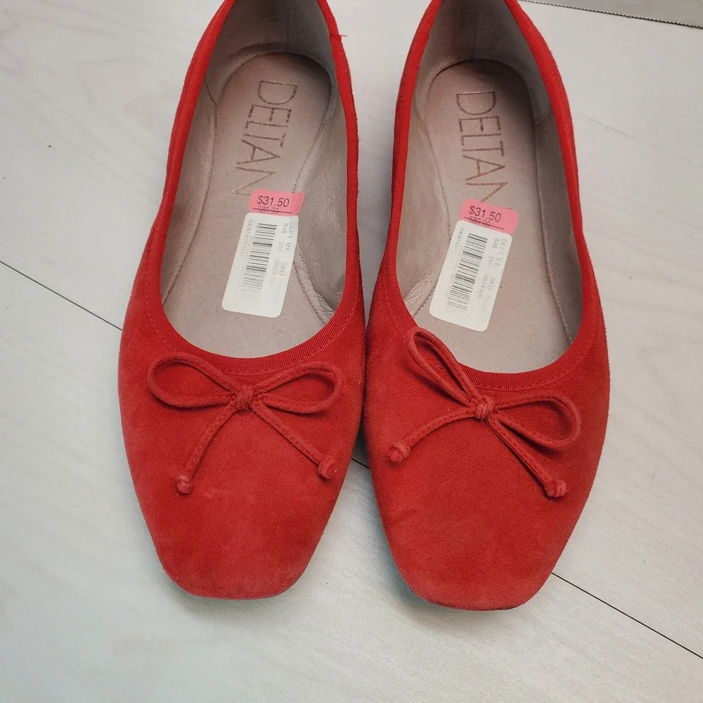 Deltan Quinn Cherry Red Suede Square Toe Ballet Flats Women 9.5M Bow Accent Chic